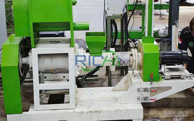 Floating Fish Feed Extruders machine in Botswana