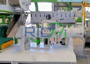 Twin-screw extruder