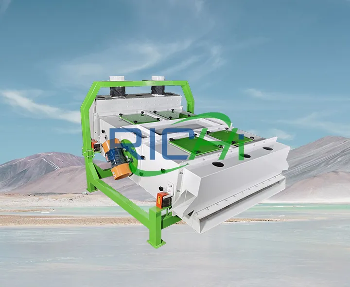 Vibrating screens used in pig feed production lines