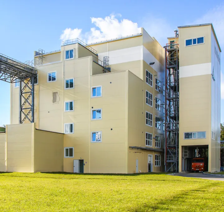 1.5-2 TPH Floating Fish Feed Plant