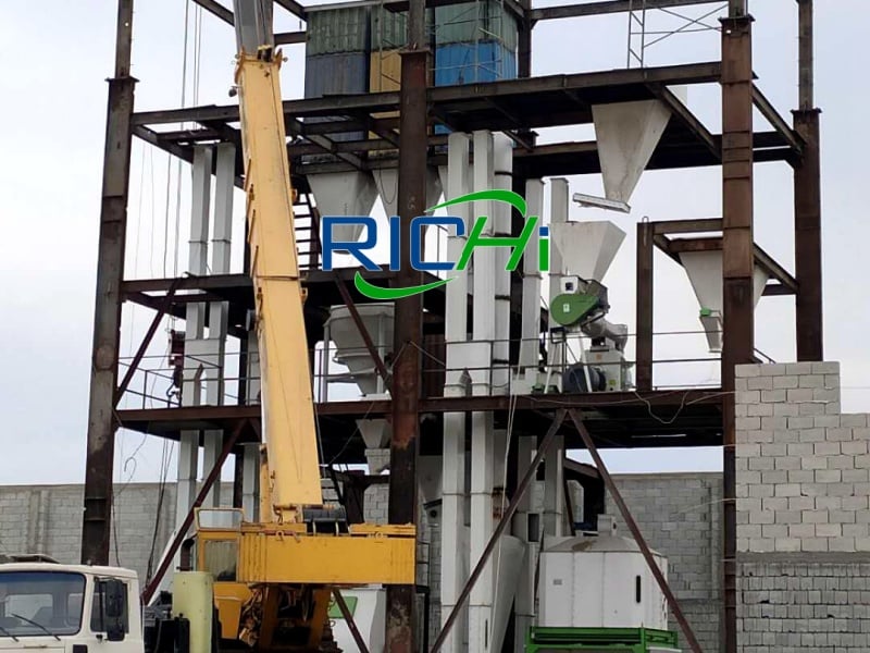 สายการผลิตอาหารกระต่ายอัตโนมัติ 15 ตันต่อชั่วโมง (เยอรมัน)