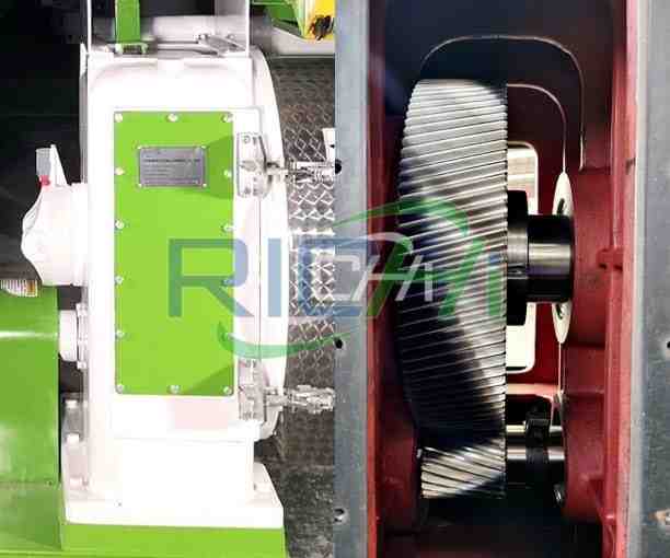 محرك التروس مقابل محرك السير 