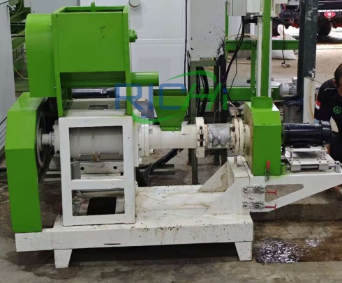 Nigeria 0.5-0.6T/H floating fish feed extruder