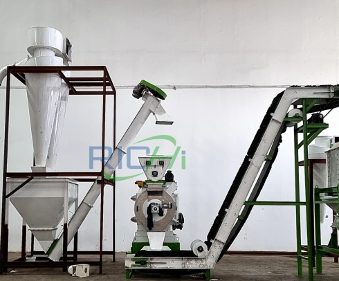 1.5-2T/H Paper cat litter pellet machine in Japan