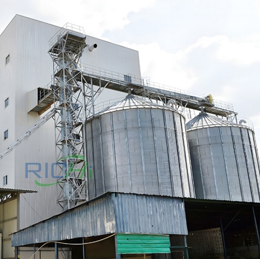 Linie de producție a furajelor pentru păsări de curte cu o capacitate de 1-2 T/H