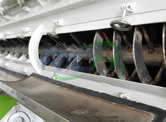Cassava pellet machine conditioner