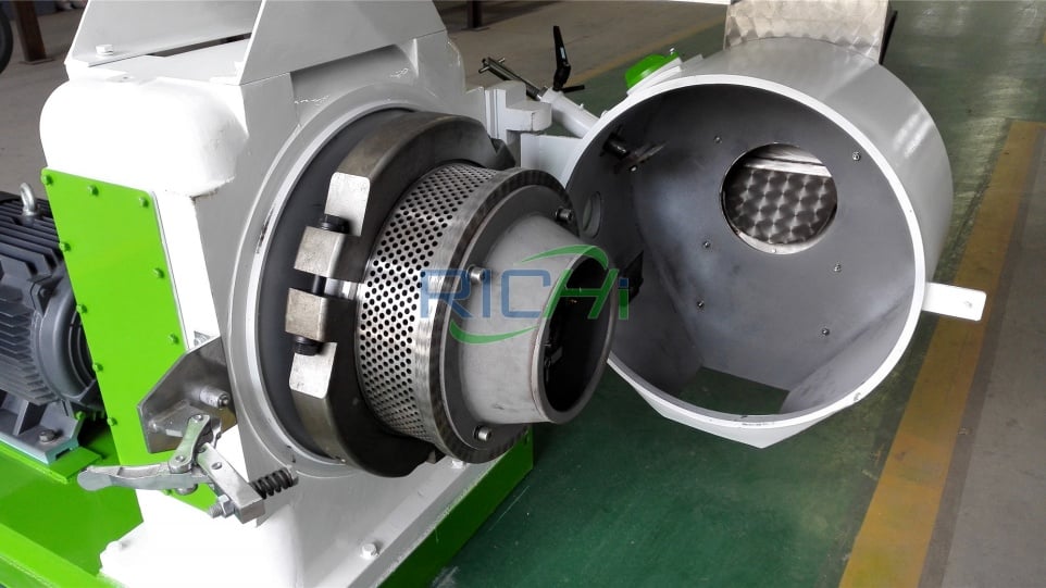 Ringmatrijs voor een henneppelletmachine