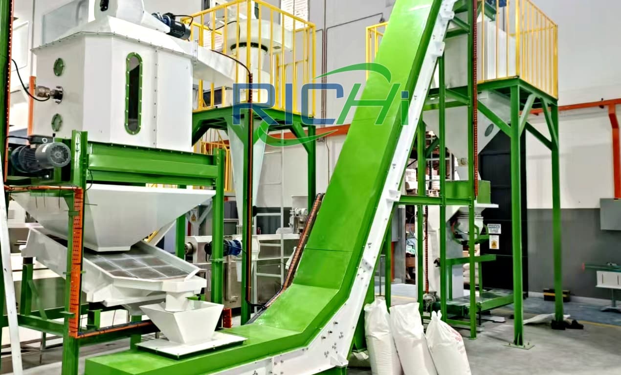 3-4T/H vertical biomass pellet machine in Brazil