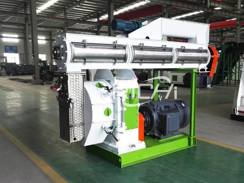 Animal feed pellet mill