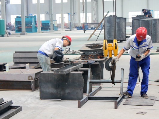 Cooperation agreement signing and equipment production