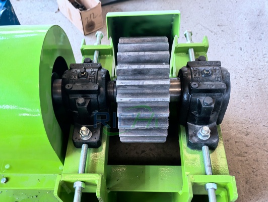 High-efficiency transmission system