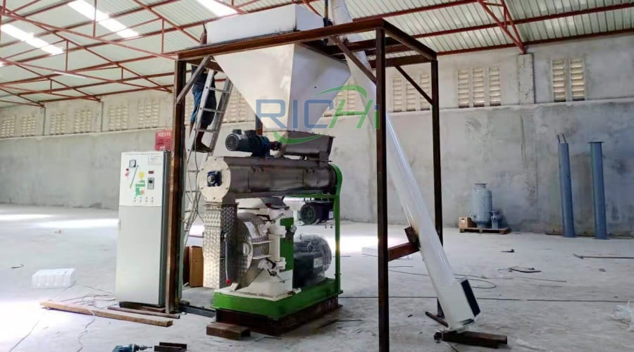 3-4T/H chicken animal feed processing machine in Ethiopia