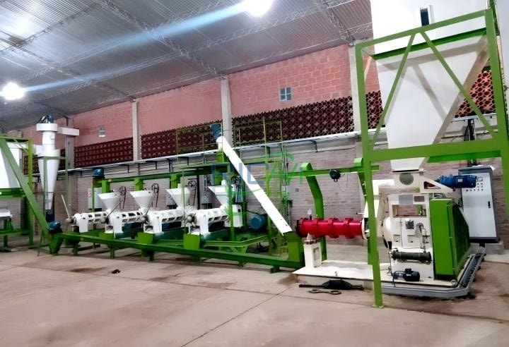4-5 ton/saat kapasiteli Bolivya Tahıl Ekstrüzyon Üretim Hattı